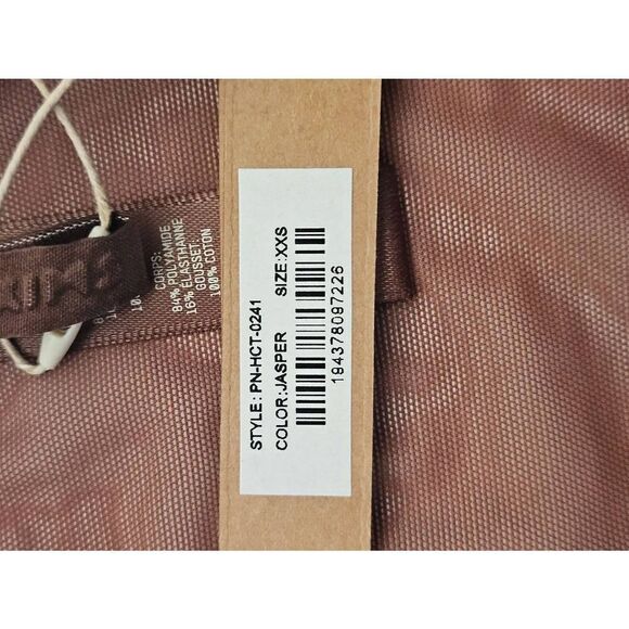 Skims hi cut panty Nwt - Picture 5 of 8